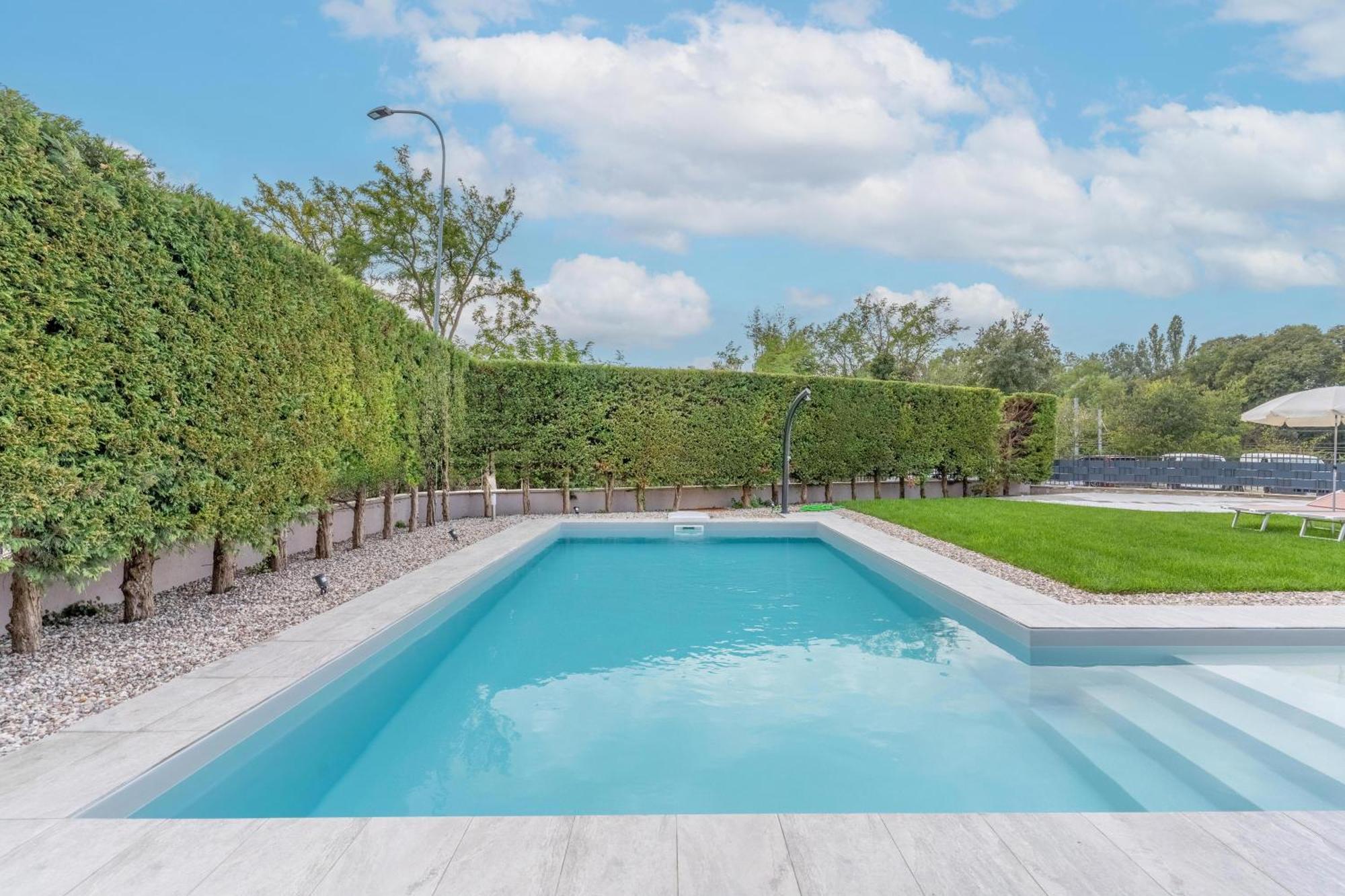 -Free Pool And Parking- Garda House Apartments Castelnuovo del Garda Εξωτερικό φωτογραφία