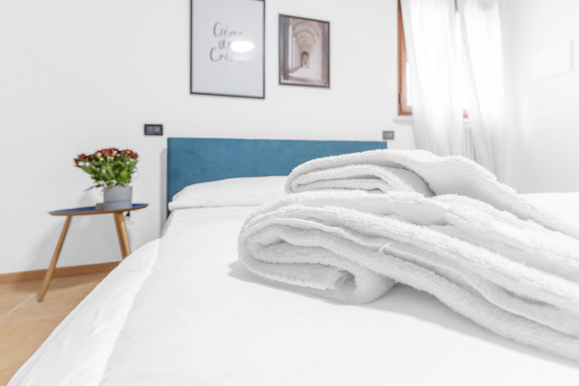 -Free Pool And Parking- Garda House Apartments Castelnuovo del Garda Εξωτερικό φωτογραφία