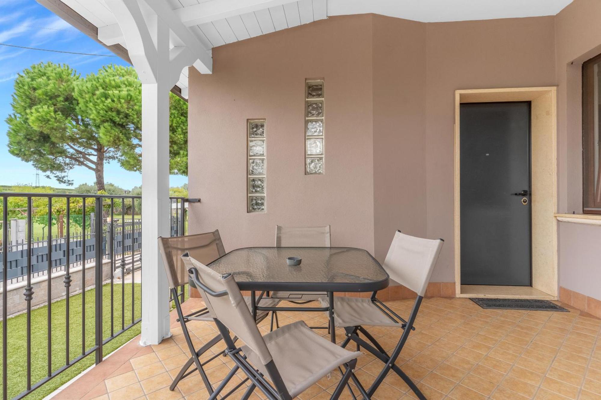 -Free Pool And Parking- Garda House Apartments Castelnuovo del Garda Εξωτερικό φωτογραφία