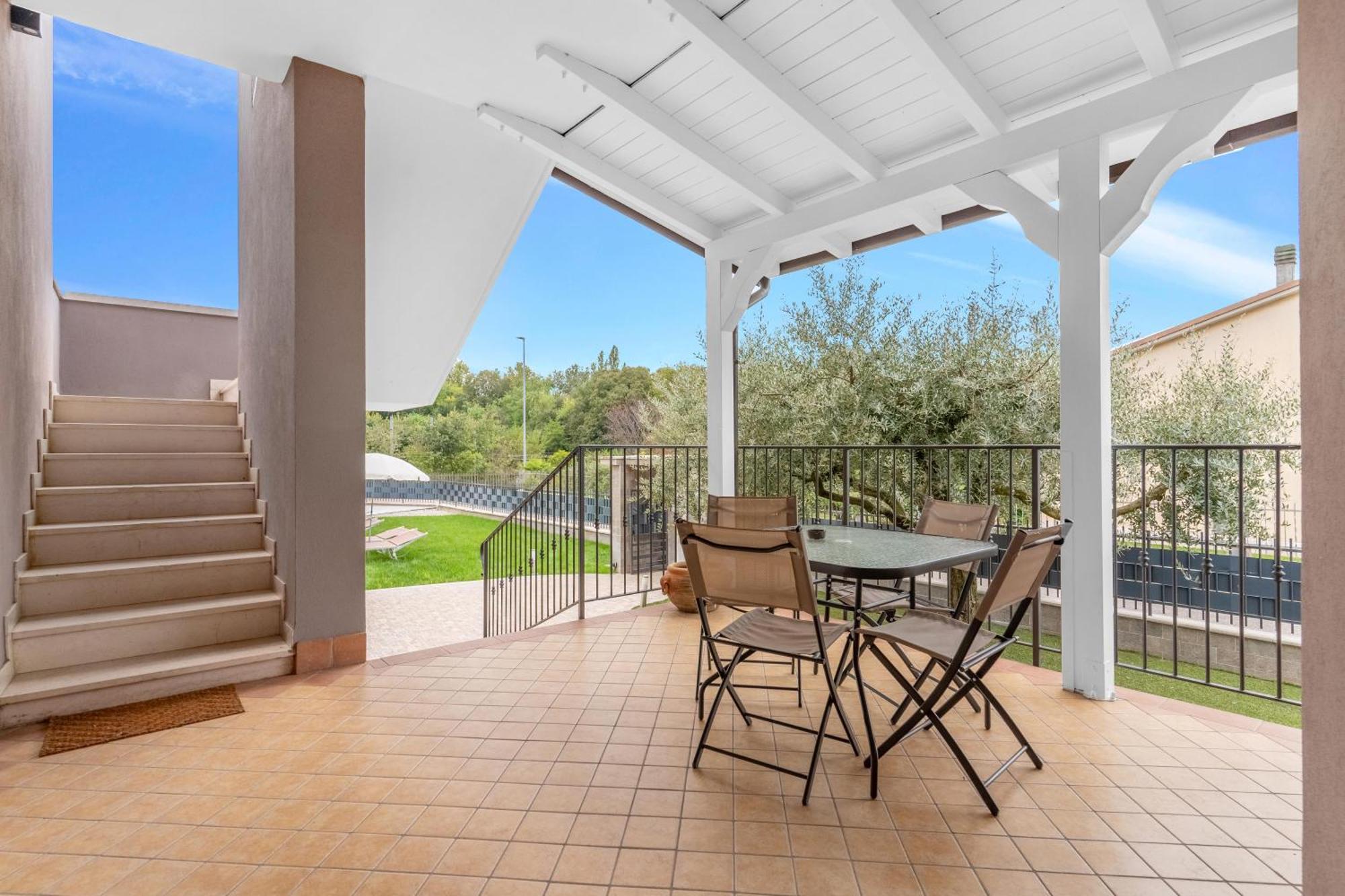 -Free Pool And Parking- Garda House Apartments Castelnuovo del Garda Εξωτερικό φωτογραφία