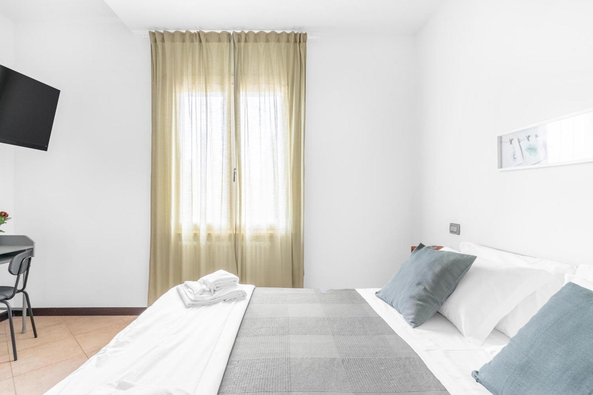 -Free Pool And Parking- Garda House Apartments Castelnuovo del Garda Εξωτερικό φωτογραφία