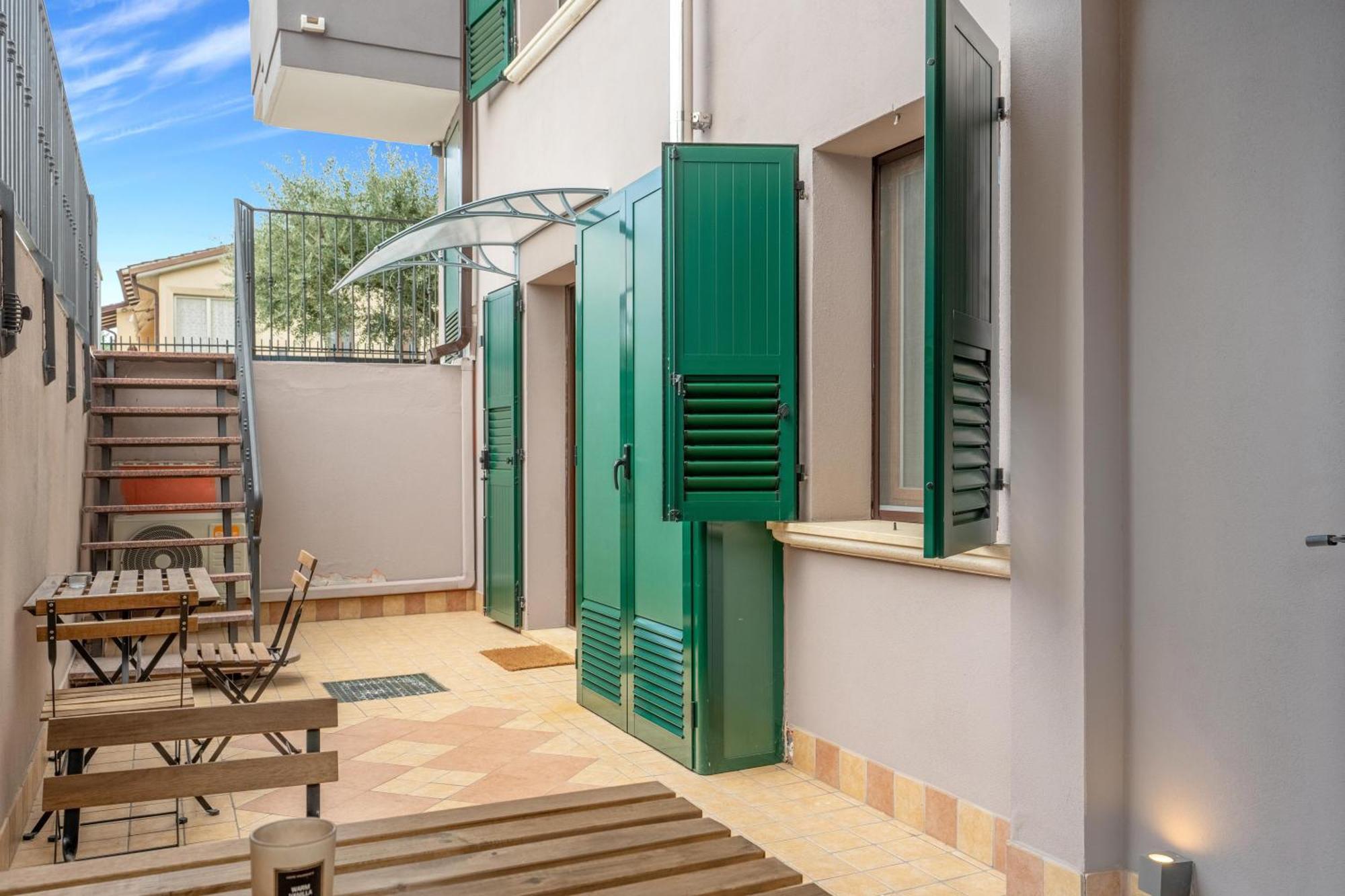 -Free Pool And Parking- Garda House Apartments Castelnuovo del Garda Εξωτερικό φωτογραφία