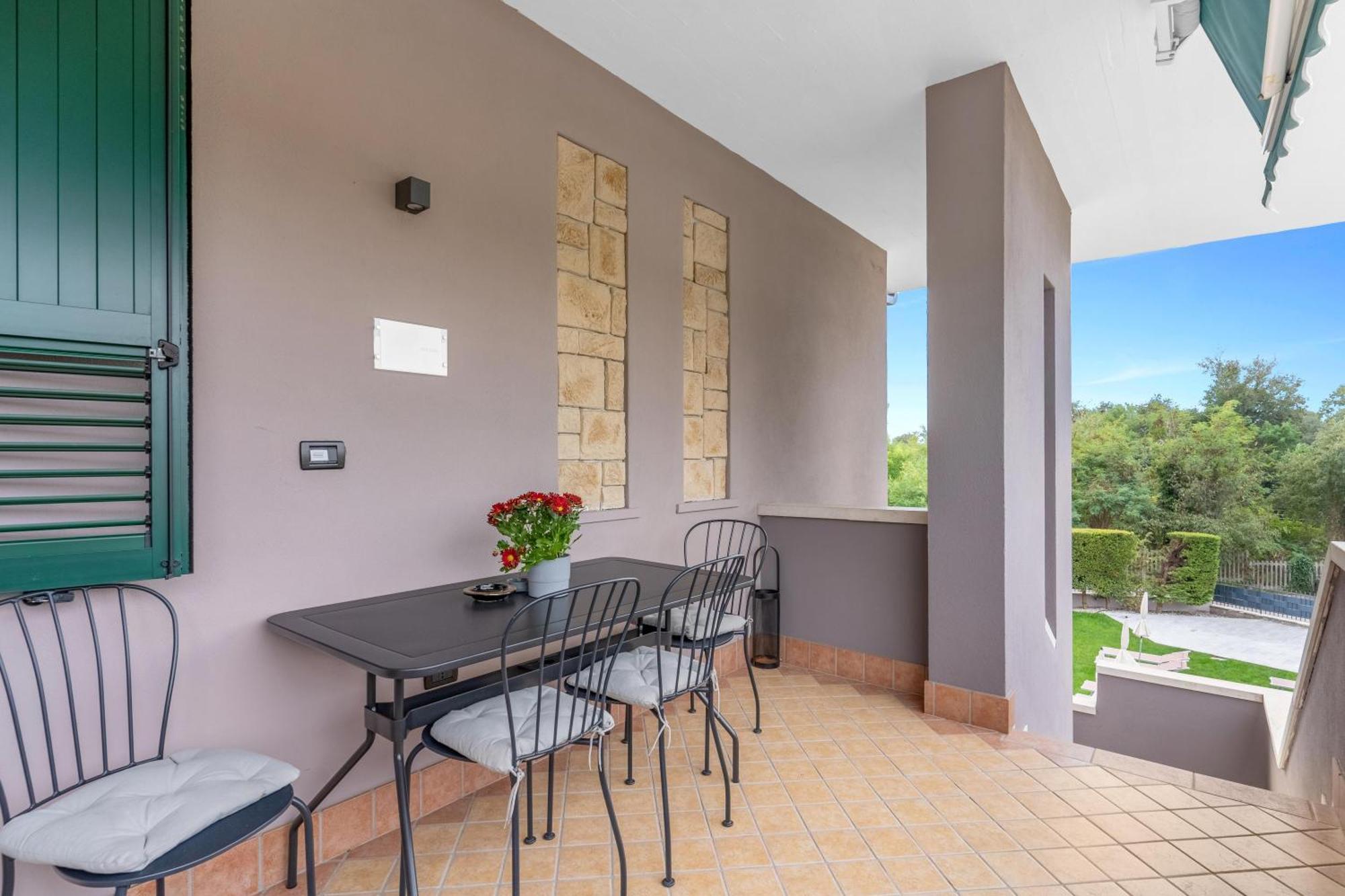 -Free Pool And Parking- Garda House Apartments Castelnuovo del Garda Εξωτερικό φωτογραφία